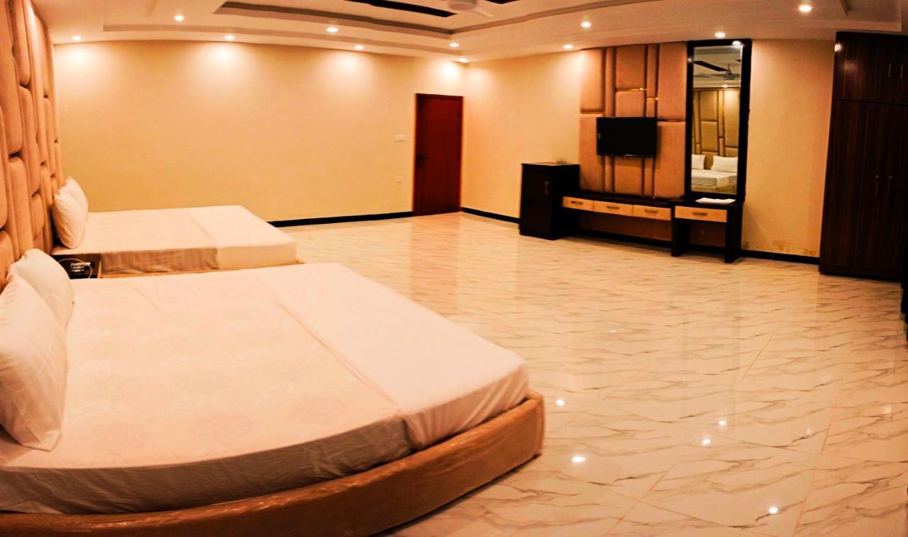 Hayat Grand Guest House Islamabad Exteriör bild